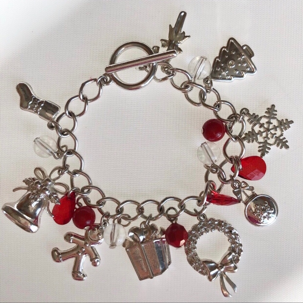 Silver Tone Christmas Charm Toggle Bracelet, 7.5”